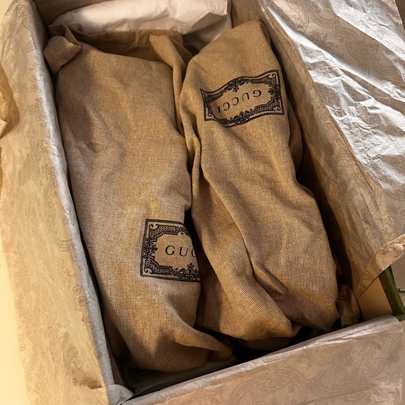 BRAND NEW: Gucci - GG logo-debossed leather lug loafers - Picture 7 of 13
